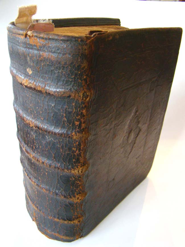 An 18th century HOLY BIBLE written in English and published in Amsterdam in 1730 — image 2
